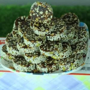 খেজুর বাদাম বরফি